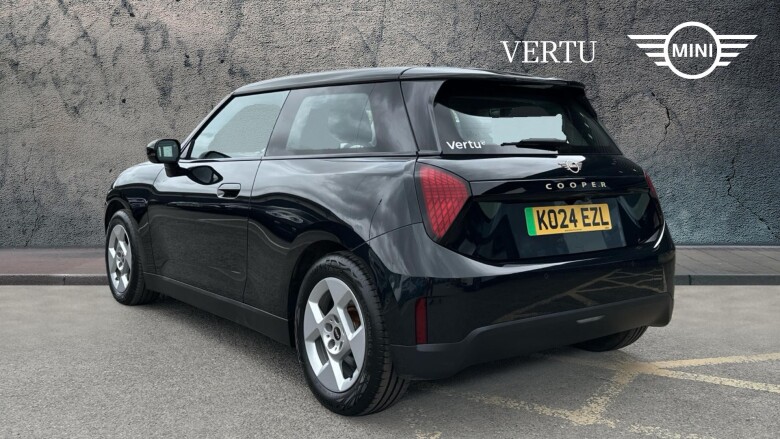 MINI Cooper 135kW E Classic 41kWh 3dr Auto Electric Hatchback